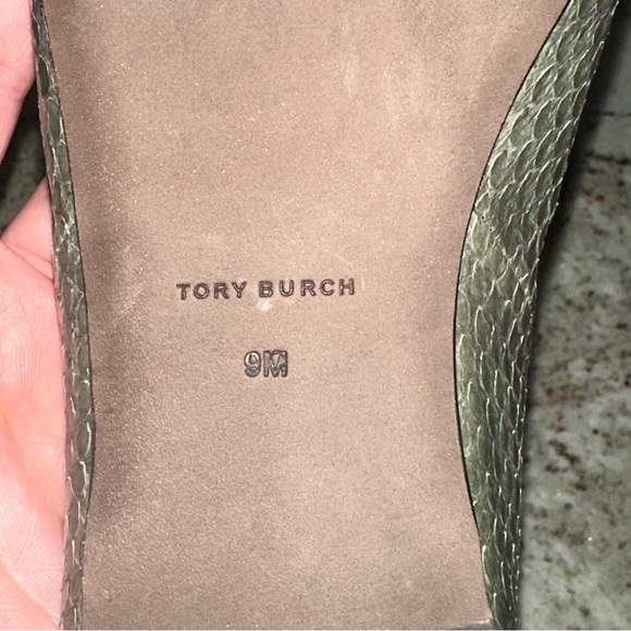 Size 9 Tory Burch Flats - Picture 8 of 10